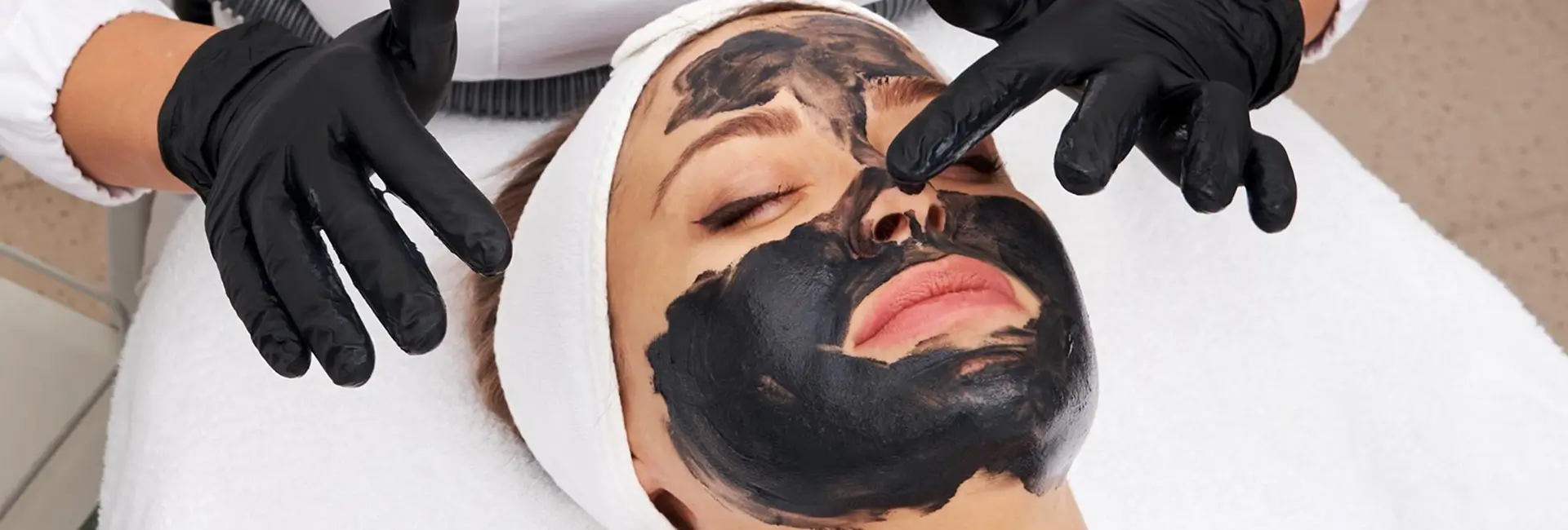 Damas Signature Facial (Caviar)